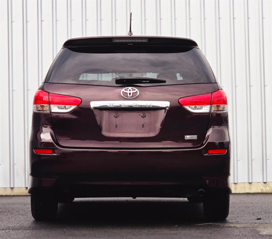 2012 Toyota WISH