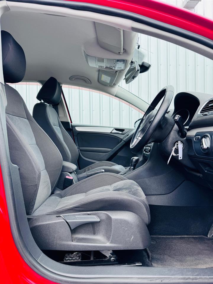 2012 Volkswagen GOLF