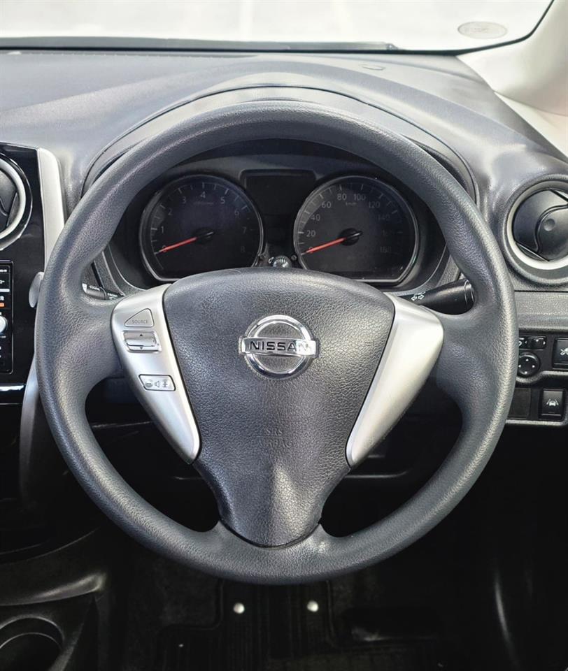 2016 Nissan NOTE