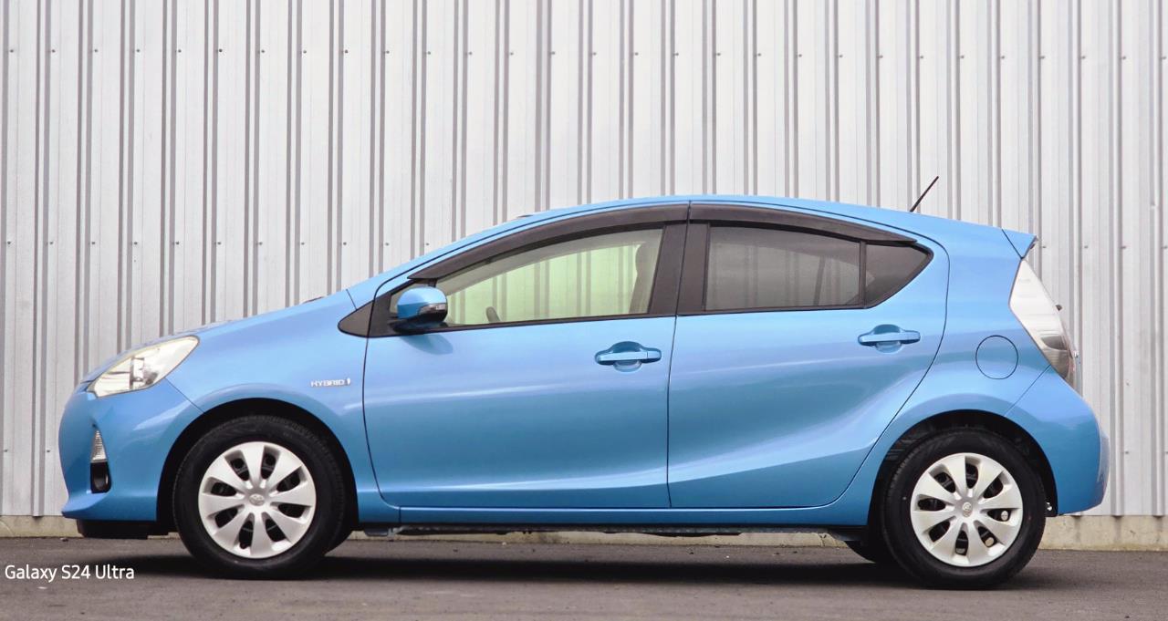 2014 Toyota AQUA