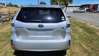 2013 Toyota Prius - Thumbnail
