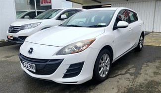 2009 Mazda Mazda3 - Thumbnail