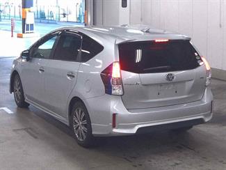2014 Toyota Prius - Thumbnail